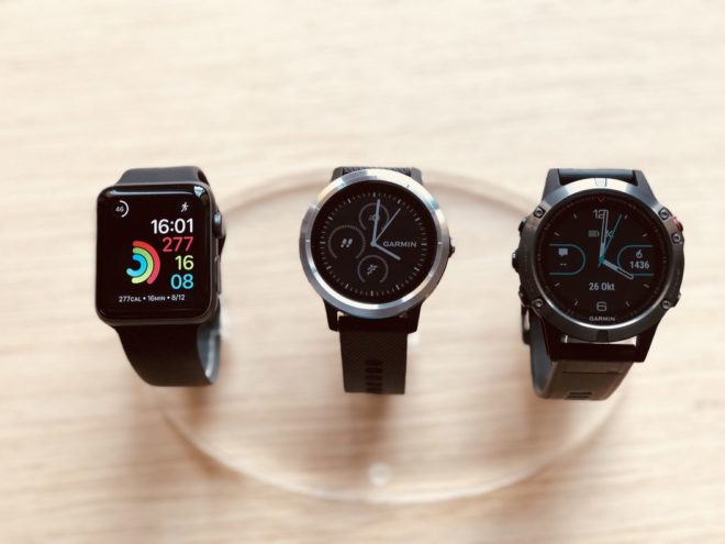 Apple Watch 3 vs Garmin Vivoactive 3 vs Garmin Fenix 5