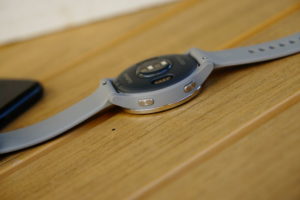 Garmin Vivoactive 4: Zwei Tasten erleichtern das Bedienen