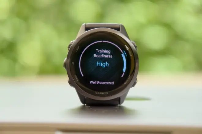 Training Readiness der Forerunner 570 warnt dich vor unzureichender Erholung